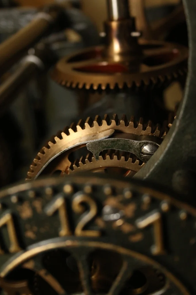 MECHANICAL CLOCK